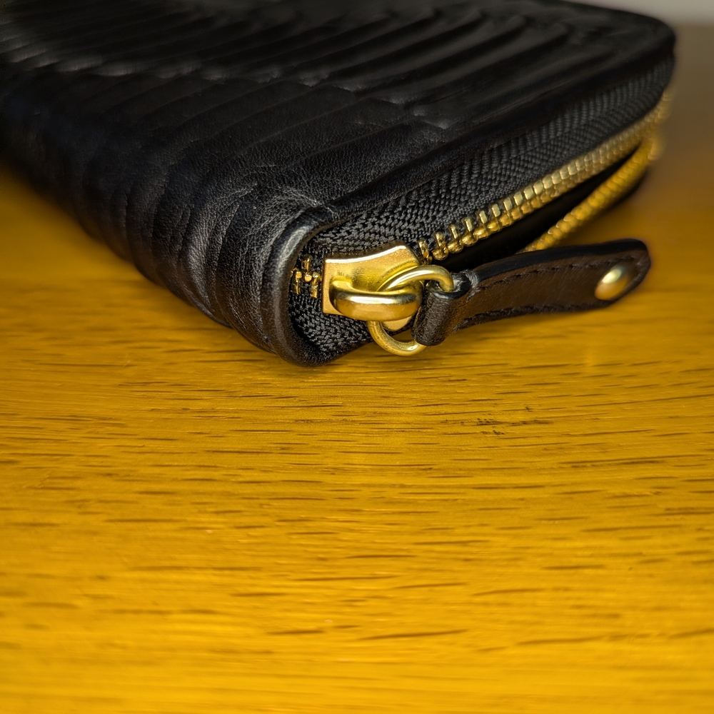 ‼️SOLD‼️⭐Coach⭐ Madison Black Gathered Leather Accordion Zip Wallet - Picture 8 of 11